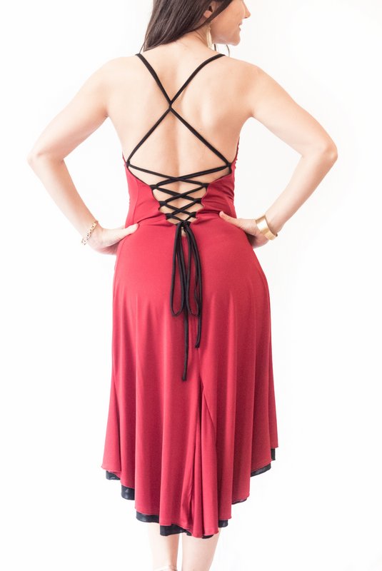 “Cordoned” reversible dress in cold silk.